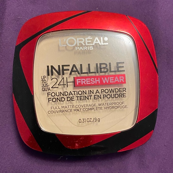 L’Oreal Paris Infallible 24HR Fresh Wear Foundation Powder 10 Porcelain - Picture 1 of 5